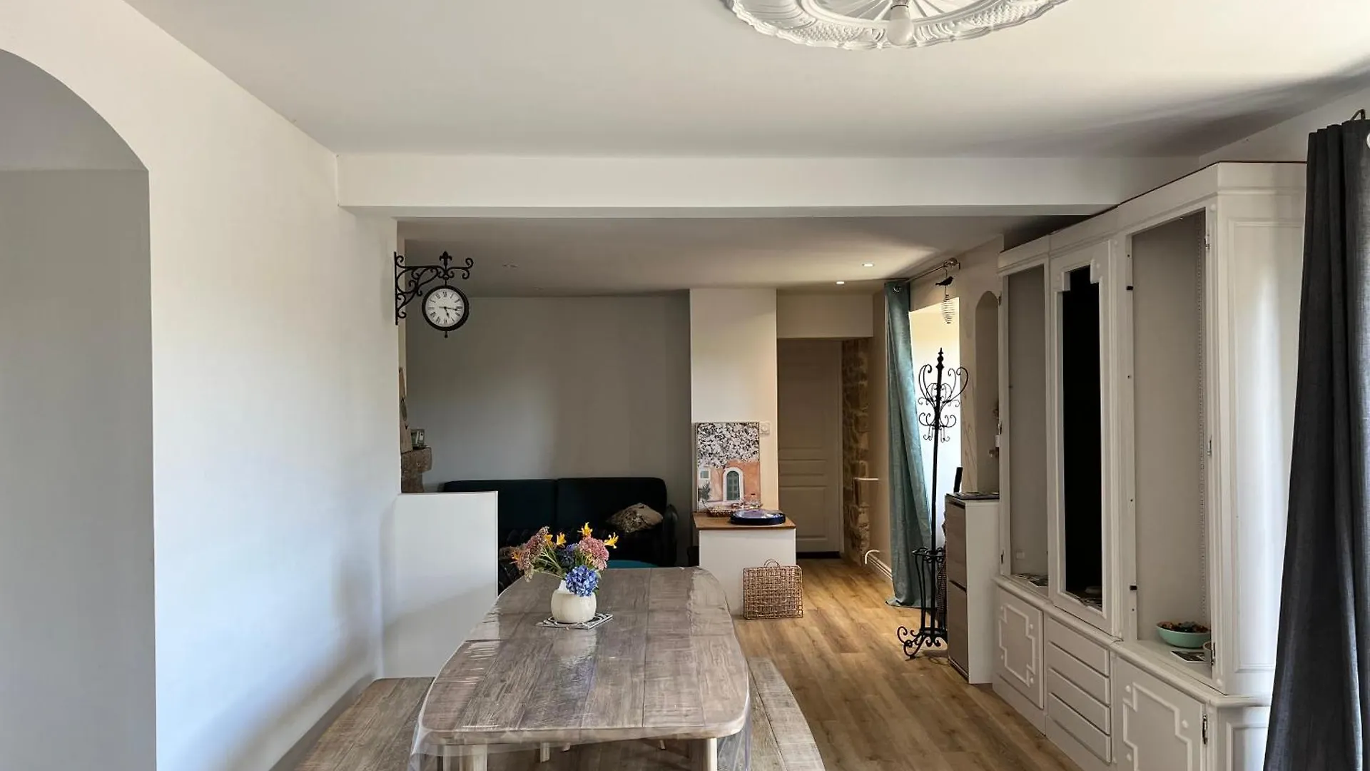 Le Clos Gagne Bais  Homestay Bais (Ille-et-Vilaine)