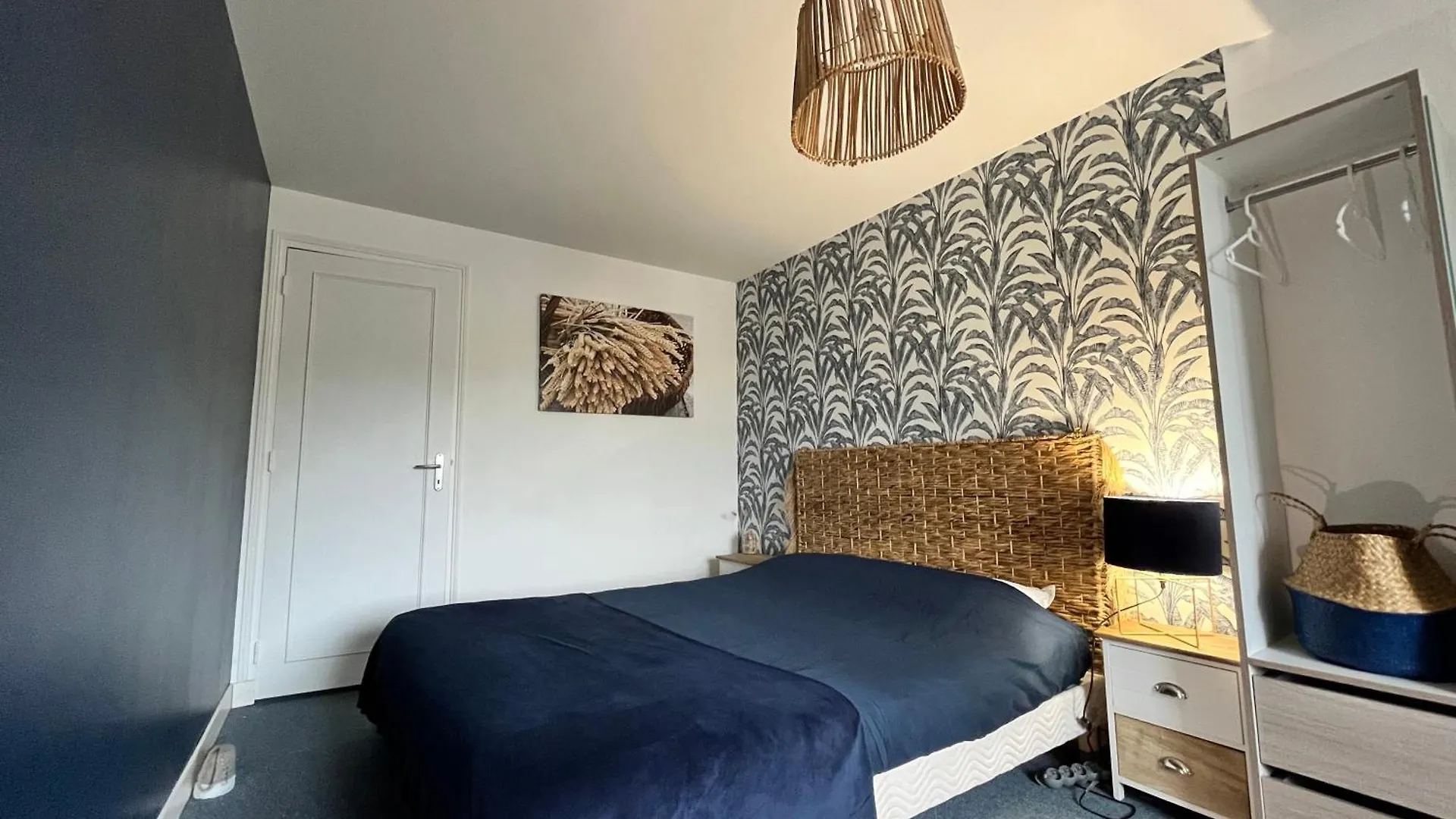 Le Clos Gagne Bais  Homestay Bais (Ille-et-Vilaine)